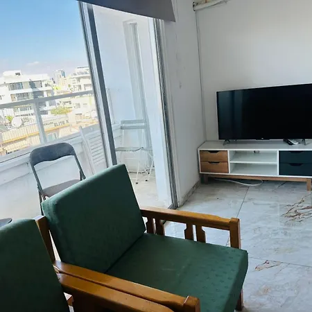 Privatunterkunft Rooms, 500m To Marina Larnaka
