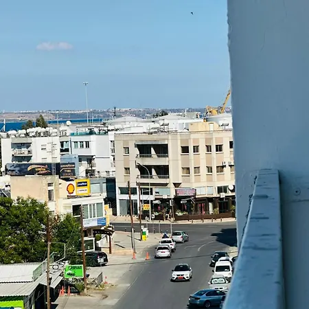 Rooms, 500m To Marina * Larnaca