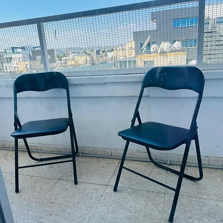 Rooms, 500m To Marina